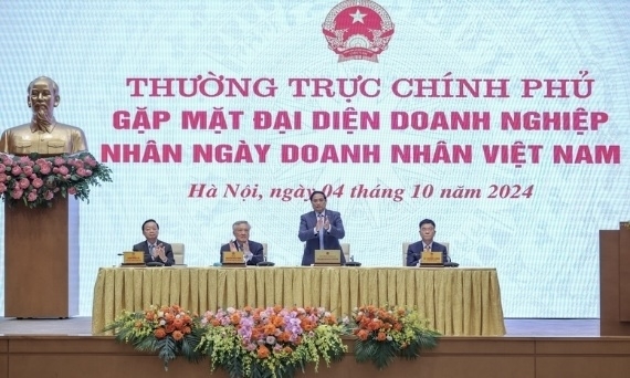 Thường trực Chính phủ gặp mặt đại diện doanh nghiệp nhân Ngày Doanh nhân Việt Nam