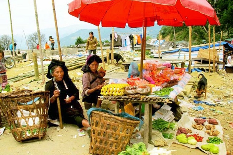 Phát triển hạ tầng thương mại biên giới, chợ biên giới Lai Châu