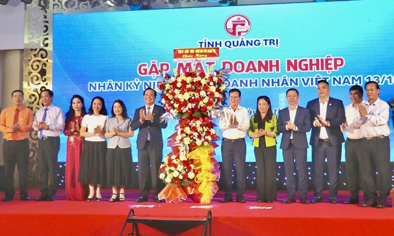 Quảng Trị: Nhiều doanh nghiệp, doanh nhân được tôn vinh, khen thưởng