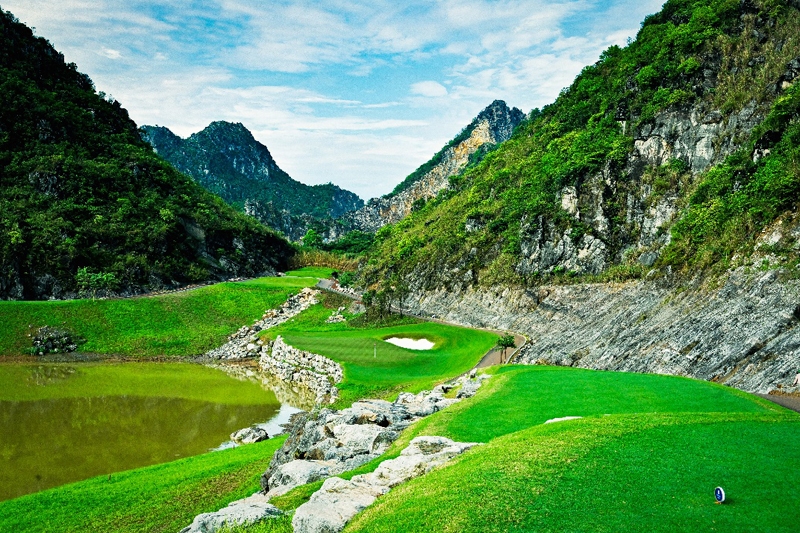 Giải golf The Legend Valley Trophy 2024 tổ chức thành công trên sân golf đẳng cấp quốc tế đầu tiên tại tỉnh Hà Nam