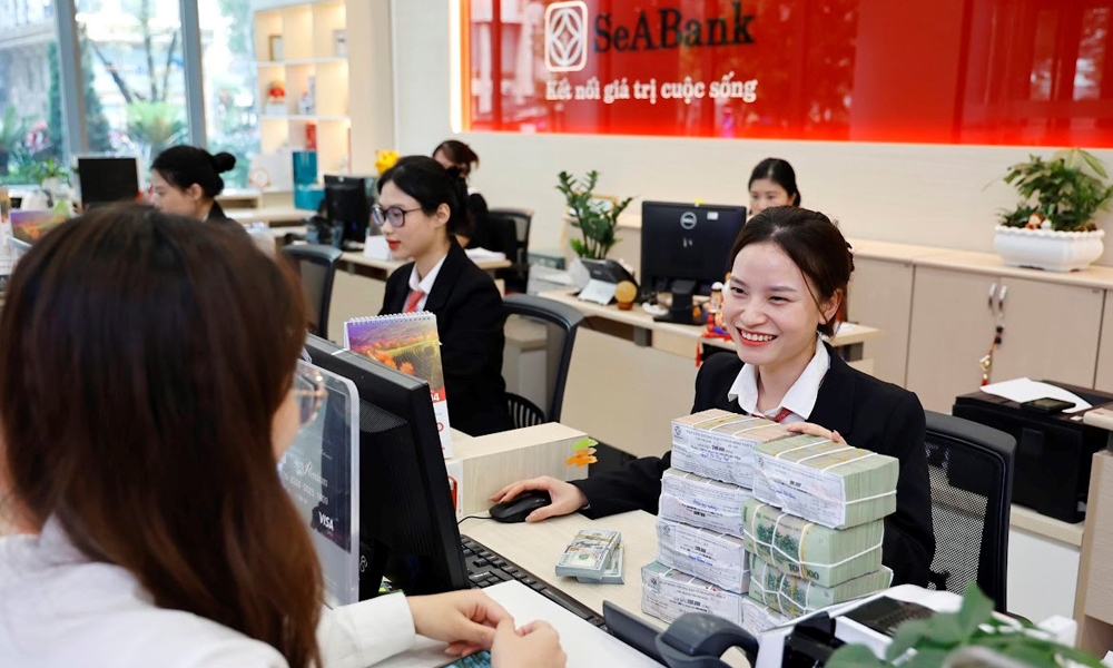 SeABank: Ủng hộ 30 tỷ đồng xóa nhà tạm, nhà dột nát