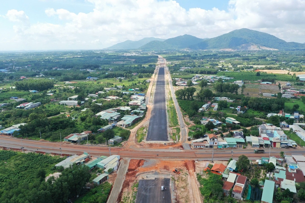 Bà Rịa – Vũng Tàu: Phá thế “độc đạo” kịp bức tốc trong vùng kinh tế trọng điểm phía Nam