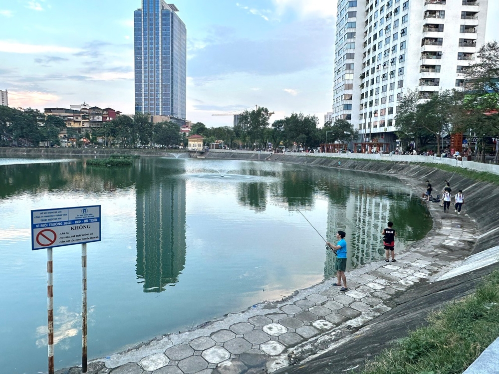 Hà Nội: Phố đi bộ hồ Ngọc Khánh trong tuần thứ hai đi vào hoạt động