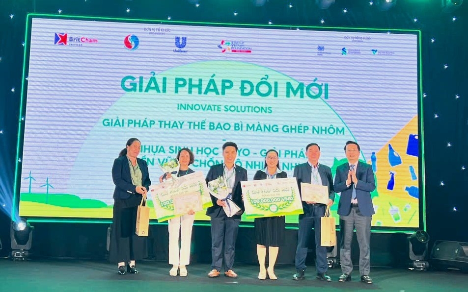 Cuộc thi “Giải pháp đổi mới tuần hoàn nhựa 2024” với nhiều ý tưởng đổi mới, sáng tạo