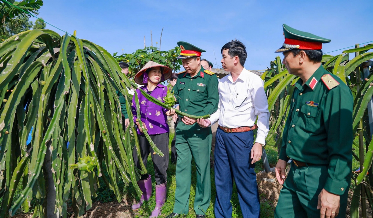 Vĩnh Phúc: Kiểm tra kết quả thực hiện phong trào “Toàn dân đoàn kết xây dựng đời sống văn hóa” tại xã Vân Trục