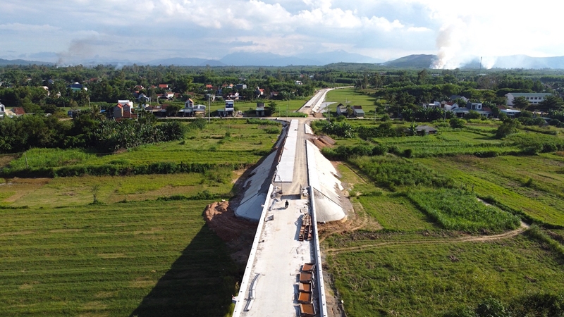 Hai cầu trăm tỷ sắp hoàn thành ở Quảng Ngãi