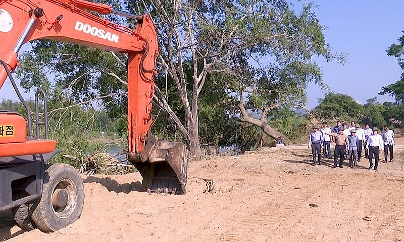 Hà Tĩnh: Đẩy nhanh tiến độ thực hiện các công trình khắc phục hậu quả thiên tai, sạt lở