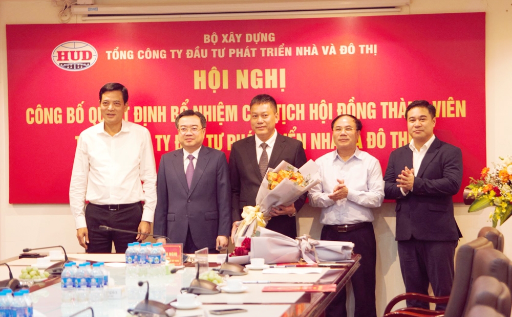 Ông Đậu Minh Thanh được bổ nhiệm giữ chức Chủ tịch HĐTV Tổng Công ty HUD