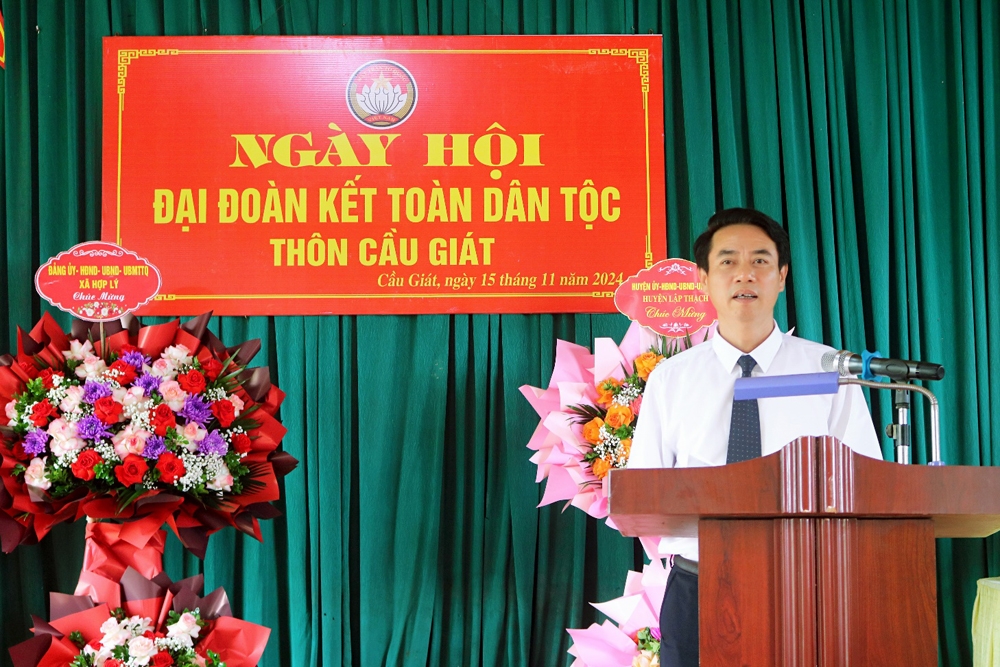 Lập Thạch (Vĩnh Phúc): Chủ tịch UBND huyện dự ngày hội Đại đoàn kết tại thôn Cầu Giát