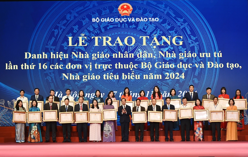 Tôn vinh các Nhà giáo nhân dân, Nhà giáo ưu tú, Nhà giáo tiêu biểu năm 2024