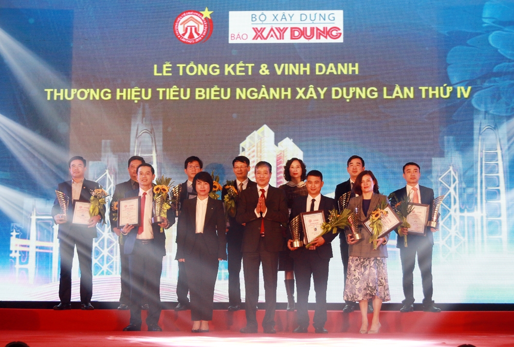 Vinaconex tự hào là thương hiệu tiêu biểu ngành Xây dựng 2021