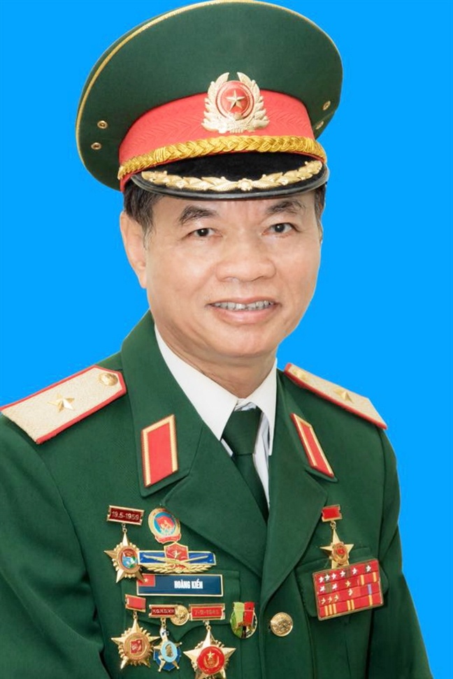 nhieu cuu chien binh khong dong tinh viec moi bo doi thao do nha 8b le truc