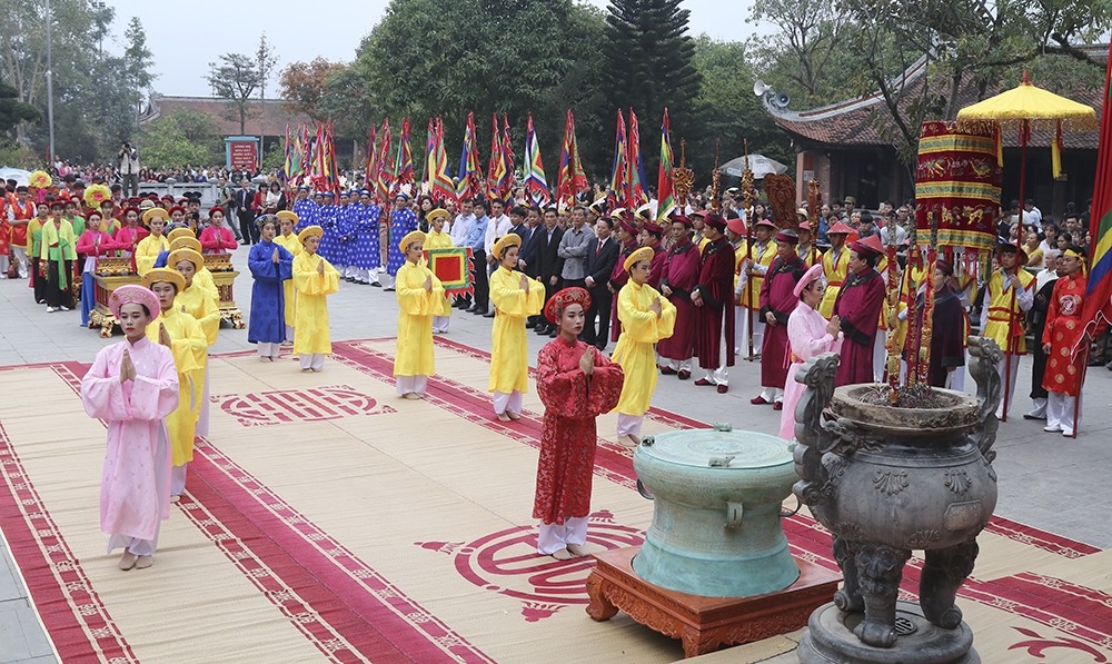 phu tho le hoi den mau au co dung to chuc cac hoat dong phan hoi