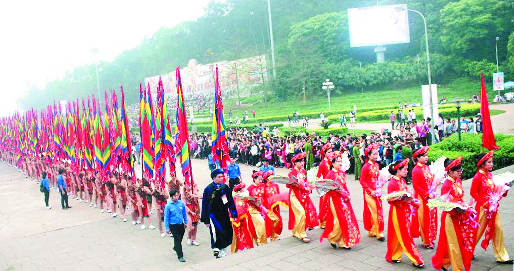 du xuan den hung net dep van hoa cua nguoi viet