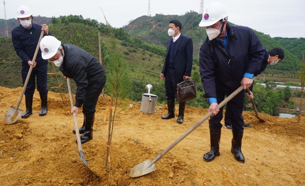 Tổng Liên đoàn Lao động Việt Nam phát động Tết trồng cây ở Quảng Ninh