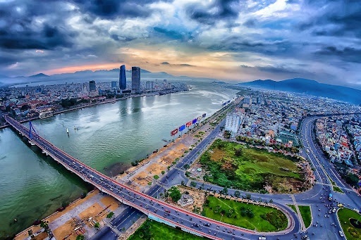 xay dung da nang thanh trung tam kinh te xa hoi lon cua ca nuoc