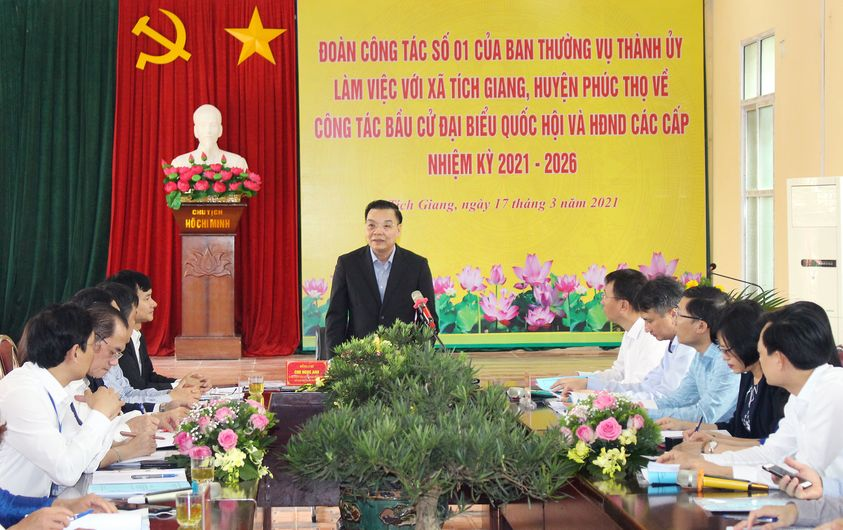 chu tich ubnd thanh pho ha noi chu ngoc anh kiem tra cong tac phuc vu bau cu o huyen phuc tho