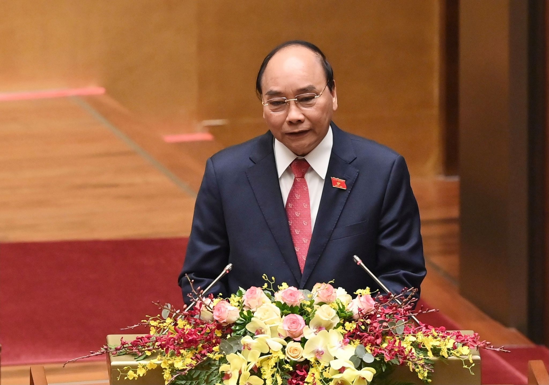 thu tuong chinh phu nguyen xuan phuc hai hoa giua doi moi voi cung co vai tro cua dang