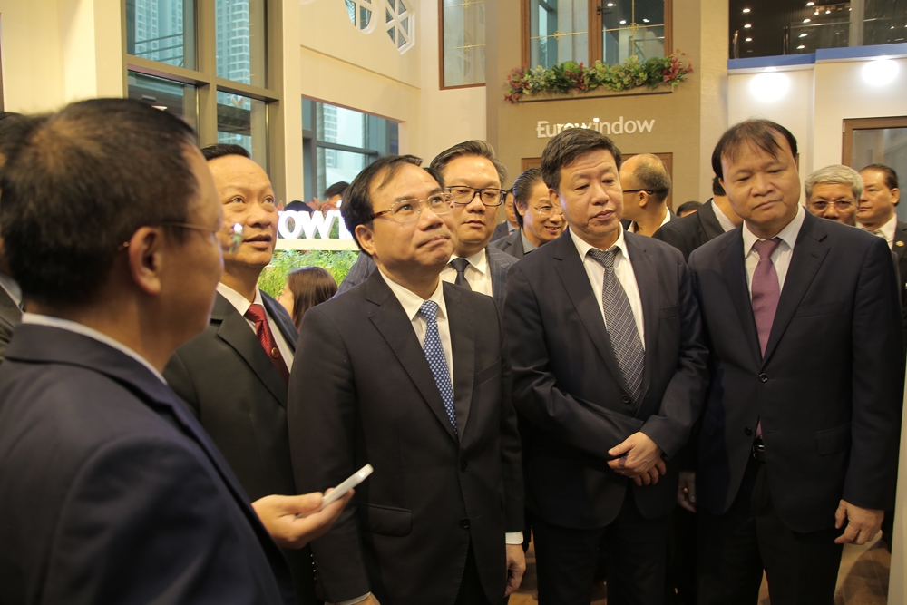 hon 1000 gian hang tham gia trien lam quoc te vietbuild ha noi 2021 lan thu 1