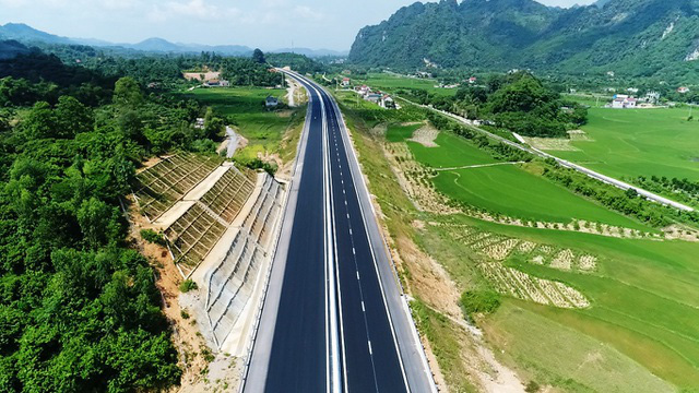 Tháo gỡ vướng mắc ảnh hưởng đến tiến độ Dự án cao tốc Bắc – Nam phía Đông