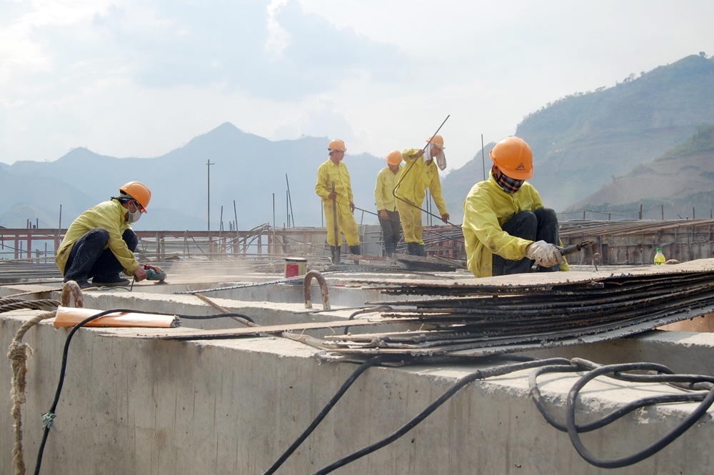 Tổng Liên đoàn Lao động Việt Nam đề xuất tăng lương tối thiểu vùng từ ngày 1/7/2022 cho người lao động