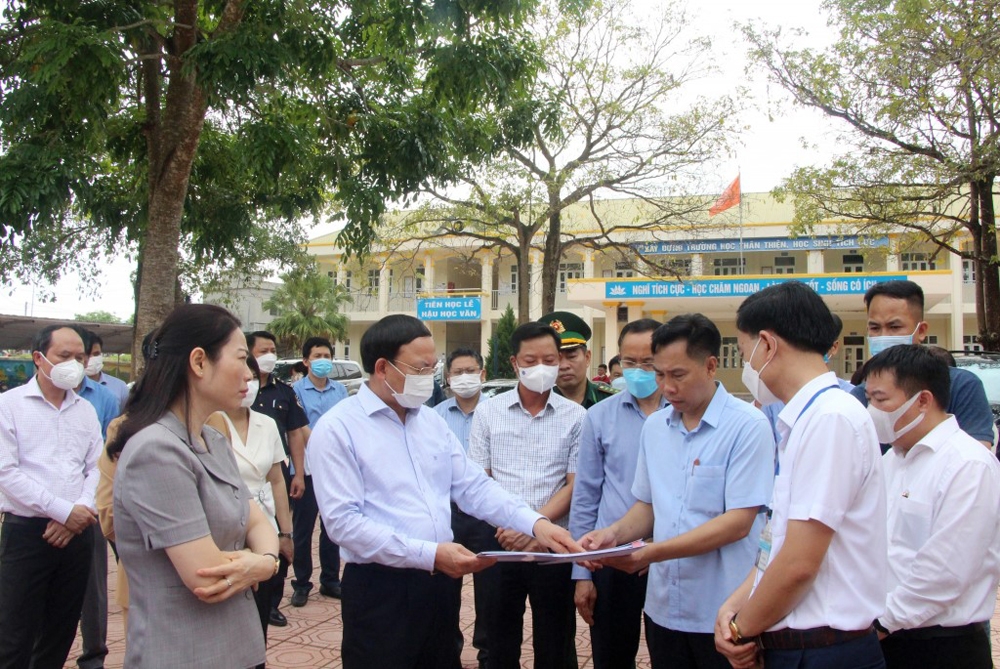 binh lieu quang ninh nguoi dan huong thanh qua nong thon moi