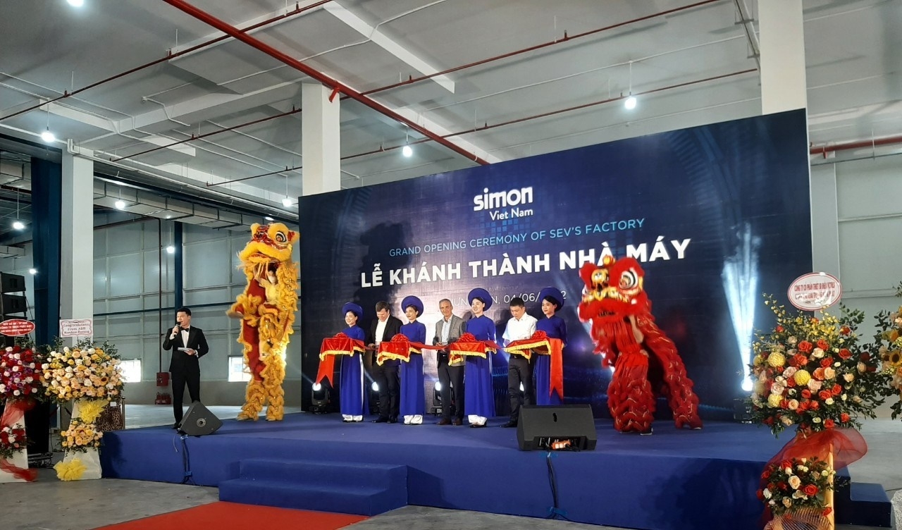 Khánh thành nhà máy Simon Việt Nam tại Hưng Yên