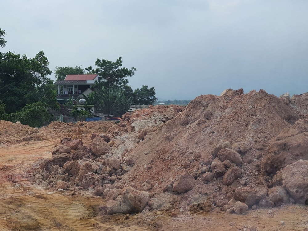 Yên Thành (Nghệ An): “Đất tặc” hoành hành – người dân khốn khổ