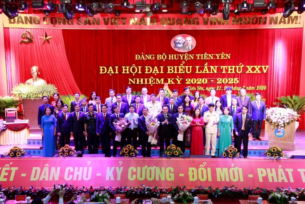 quang ninh dai hoi dang bo thanh pho ha long va huyen tien yen co nhieu net moi