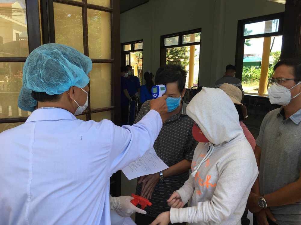 yeu cau tam ngung cac tuyen van tai hanh khach tu hue da nang