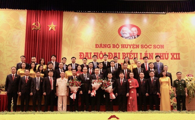 ha noi huyen uy soc son co tan bi thu