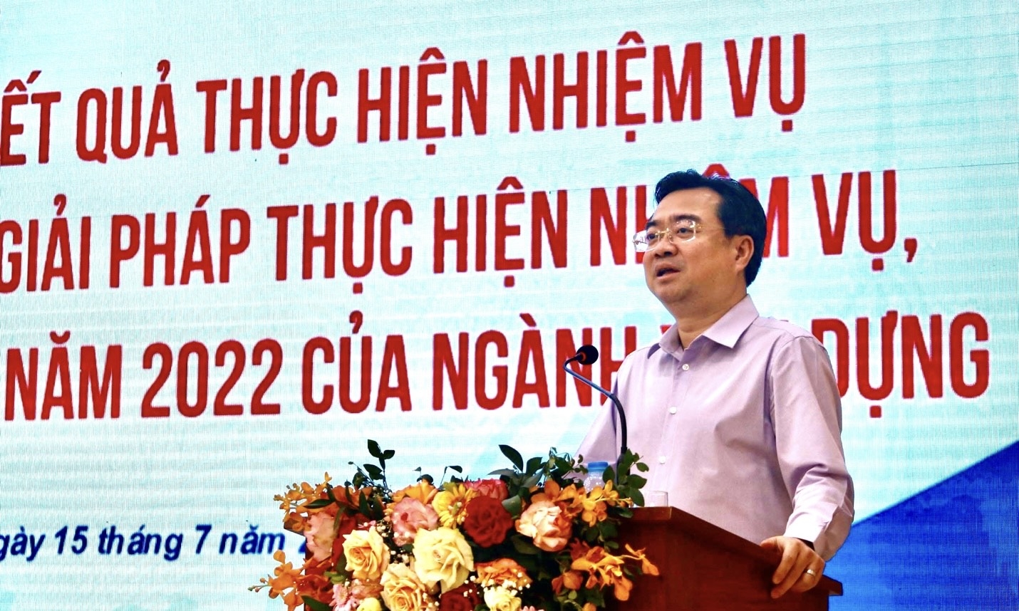 Hội nghị sơ kết đánh giá kết quả thực hiện nhiệm vụ và giải pháp thực hiện nhiệm vụ 6 tháng cuối năm 2022 của ngành Xây dựng