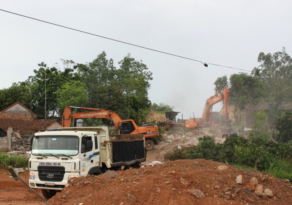 Tam Đảo (Vĩnh Phúc): Cưỡng chế thu hồi đất dự án đường nối từ Tây Thiên đến khu du lịch Bến Tắm