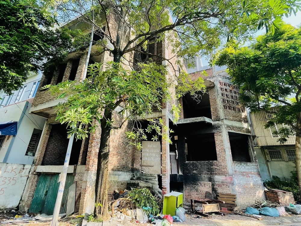 ha dong ha noi hang loat biet thu bo hoang den bao gio