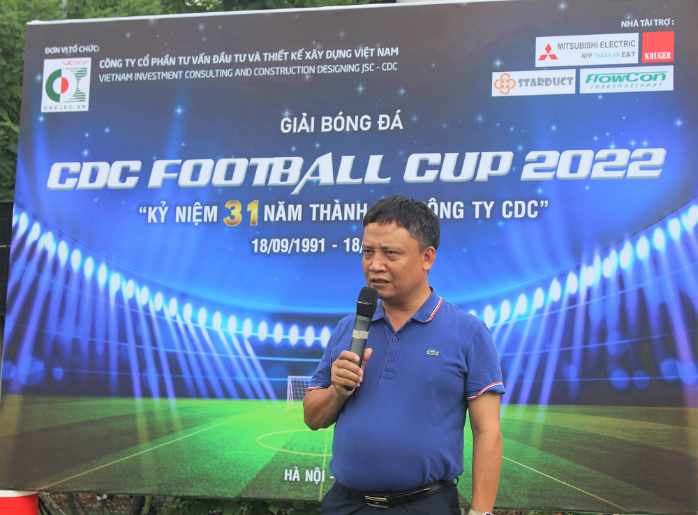 tung bung khoi tranh giai bong da cdc football cup 2022