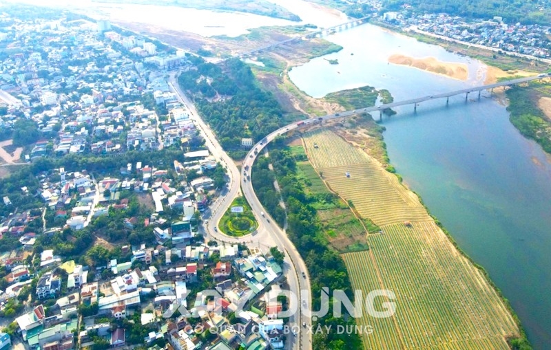 quang ngai xay dung ben tau du lich tren song tra khuc