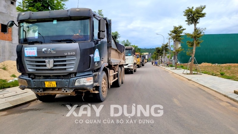 quang ngai ban dau gia hon 43 trieu m3 khoang san