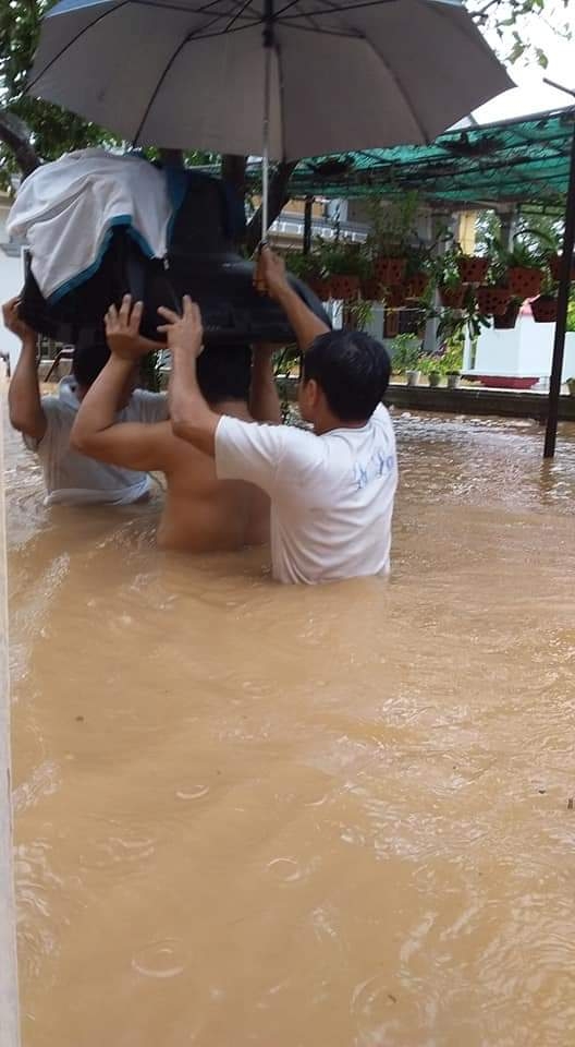 quang tri mua lu hoanh hanh khien 2 nguoi chet va 6 nguoi mat tich