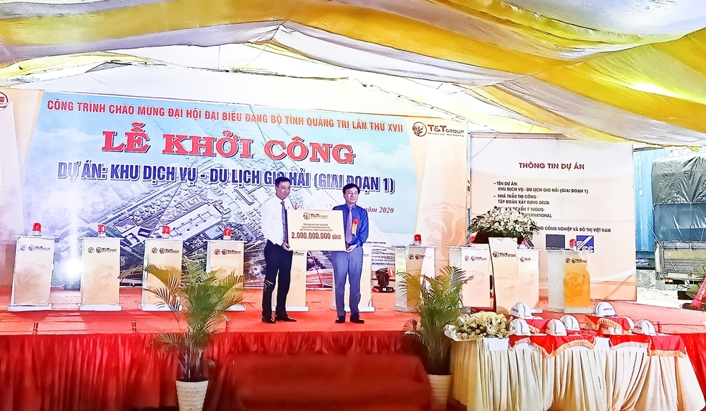 quang tri khoi cong cong trinh chao mung dai hoi dai bieu lan thu xvii