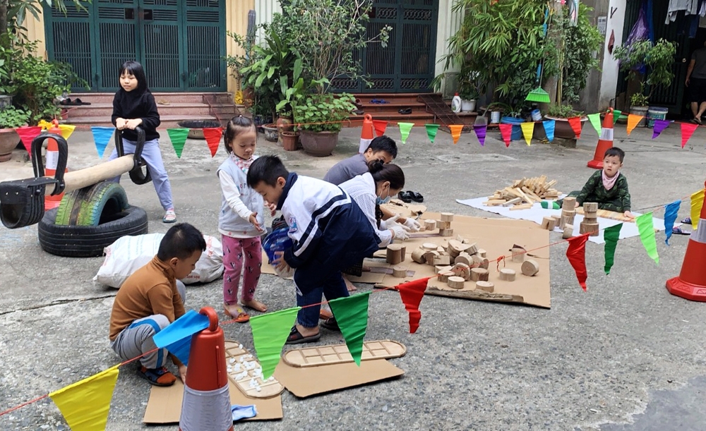 tre em ha noi se co san choi di dong tai cong dong dan cu