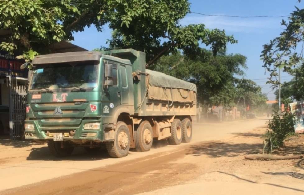 thua thien hue yeu cau khac phuc cac tuyen duong hu hong xuong cap