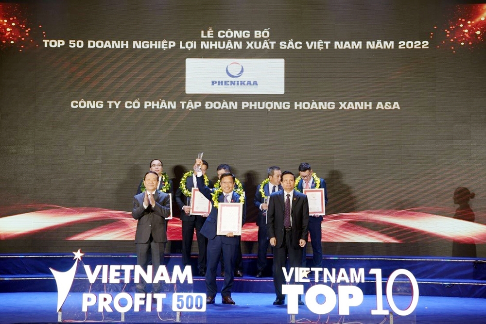 phenikaa duoc ton vinh 2950 doanh nghiep loi nhuan xuat sac nhat viet nam nam 2022