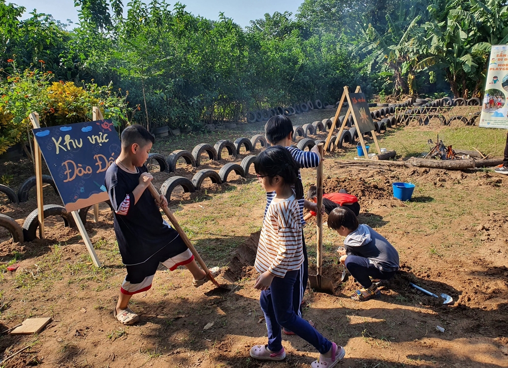 TPG khánh thành sân chơi phiêu lưu ở bãi giữa sông Hồng