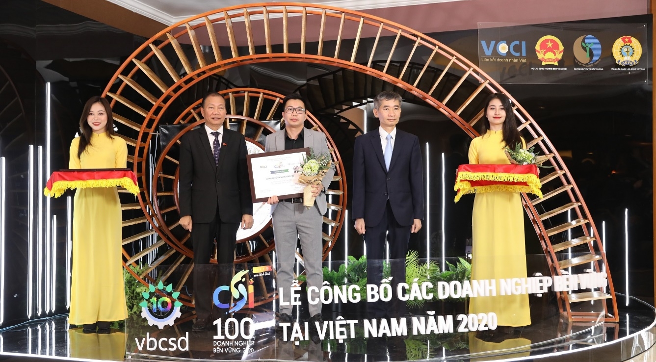 phenikaa va vicostone tiep tuc duoc vinh danh top 100 doanh nghiep phat trien ben vung nam 2020