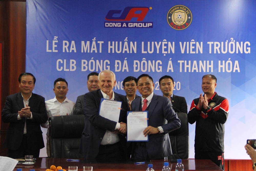 huan luyen vien truong ljupko petrovic chinh thuc dan dat clb dong a thanh hoa