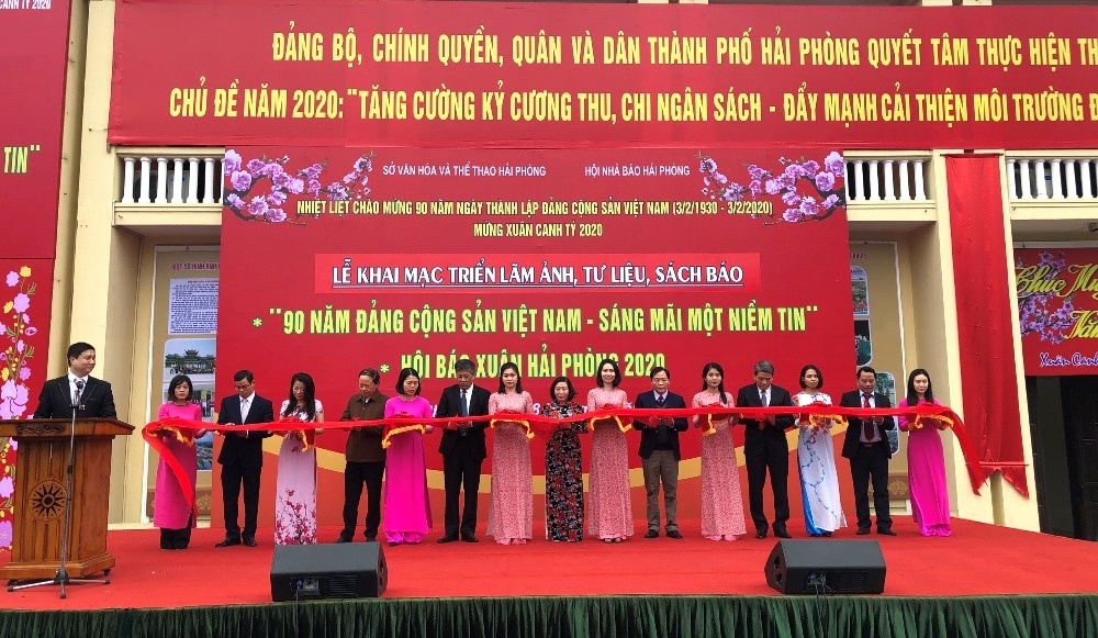 Triển lãm ảnh, tư liệu về Đảng và khai mạc Hội báo Xuân Hải Phòng 2020