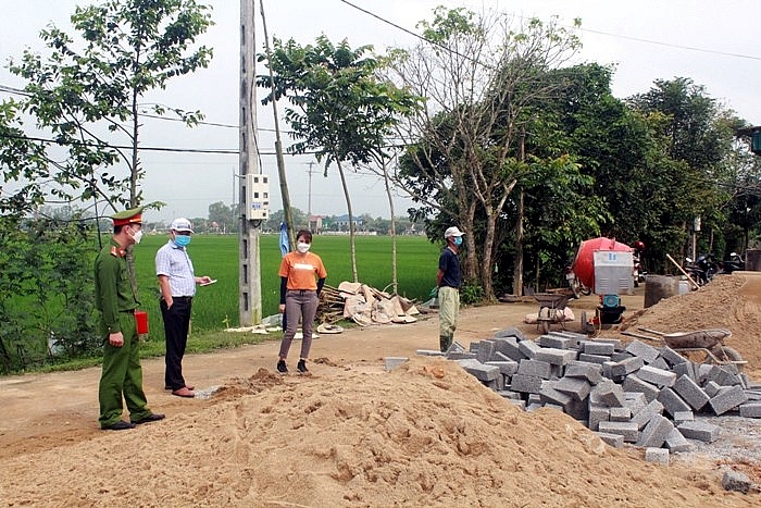 can loc ha tinh xay dung cong trinh trai phep cho den bu tren phan dat da duoc phong tuyen