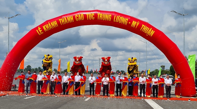 cao toc trung luong my thuan giac mo 10 nam da thanh hien thuc