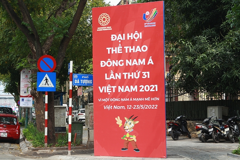 ha noi trang hoang duong pho chao don sea games 31