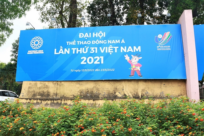 ha noi trang hoang duong pho chao don sea games 31